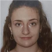 Italian tutor providing lessons for people of all ages